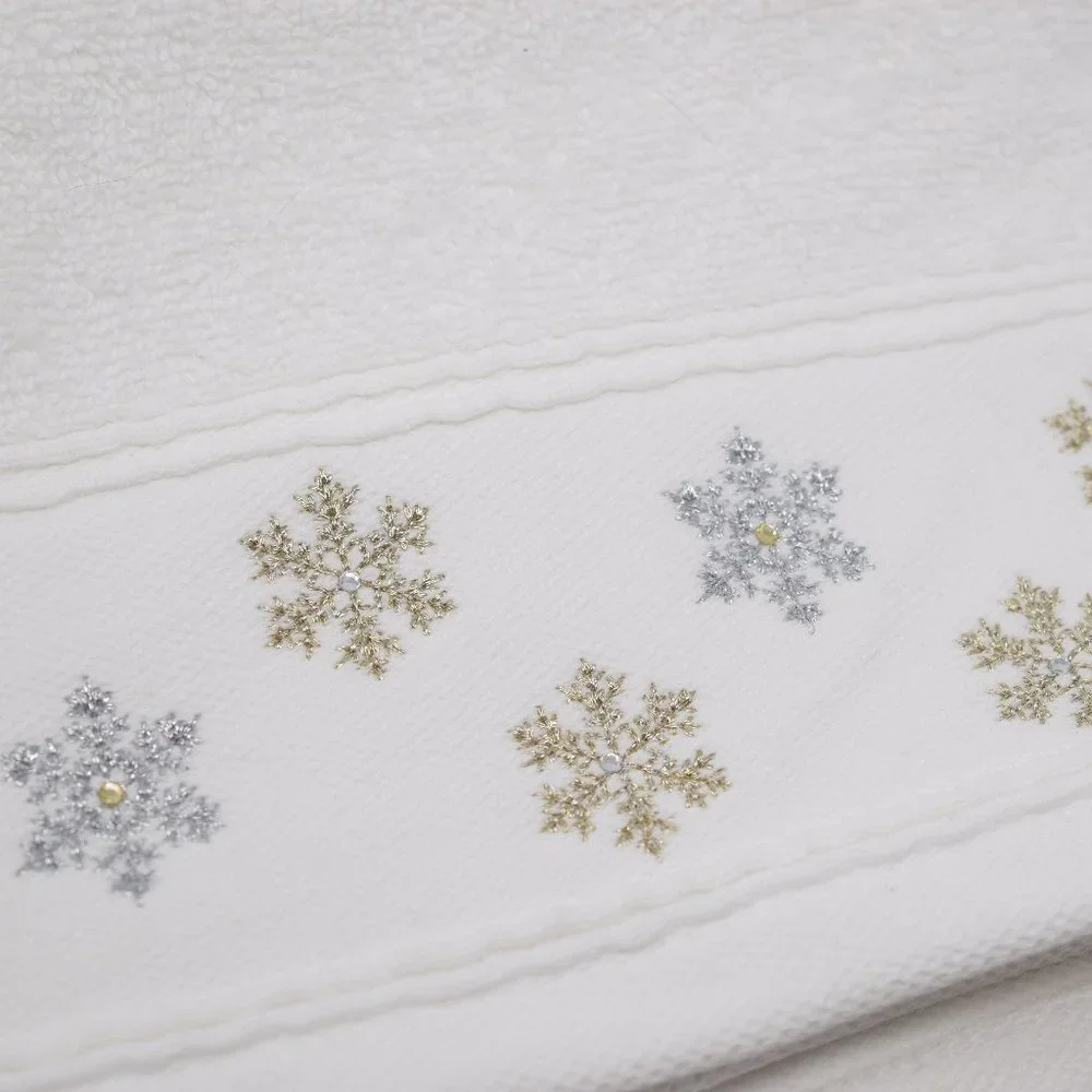 Charmont Collection shining snowflakes